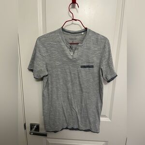 GUESS Men's Heather Gray Short Sleeve Shirt in size XS